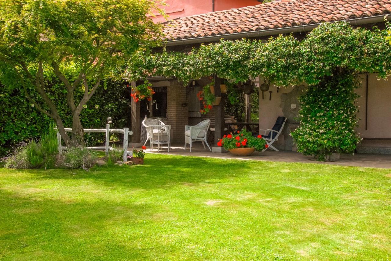 Bed and Breakfast Il Gomitolo à Biella Extérieur photo